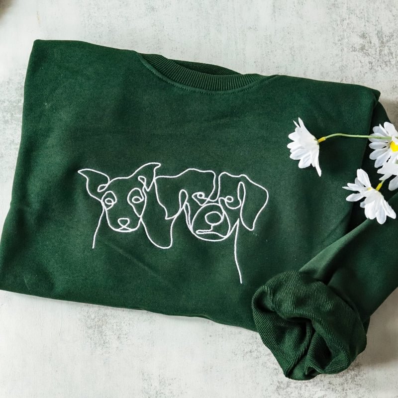 カスタムペット刺繍スウェットシャツ、カスタムペットシャツ、刺繍ペットパーカー、パーソナライズされたペットの顔とペットの名前のスウェットシャツ、クリスマスギフト
