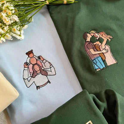 カスタムママパパ写真刺繍スウェットシャツ、カスタムバーシティ刺繍Tシャツ、ママへのギフト