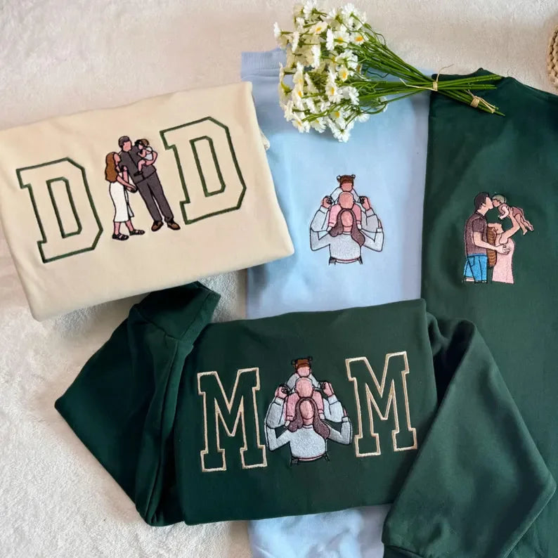 カスタムママパパ写真刺繍スウェットシャツ、カスタムバーシティ刺繍Tシャツ、ママへのギフト