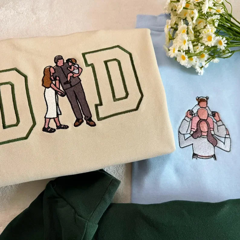 カスタムママパパ写真刺繍スウェットシャツ、カスタムバーシティ刺繍Tシャツ、ママへのギフト