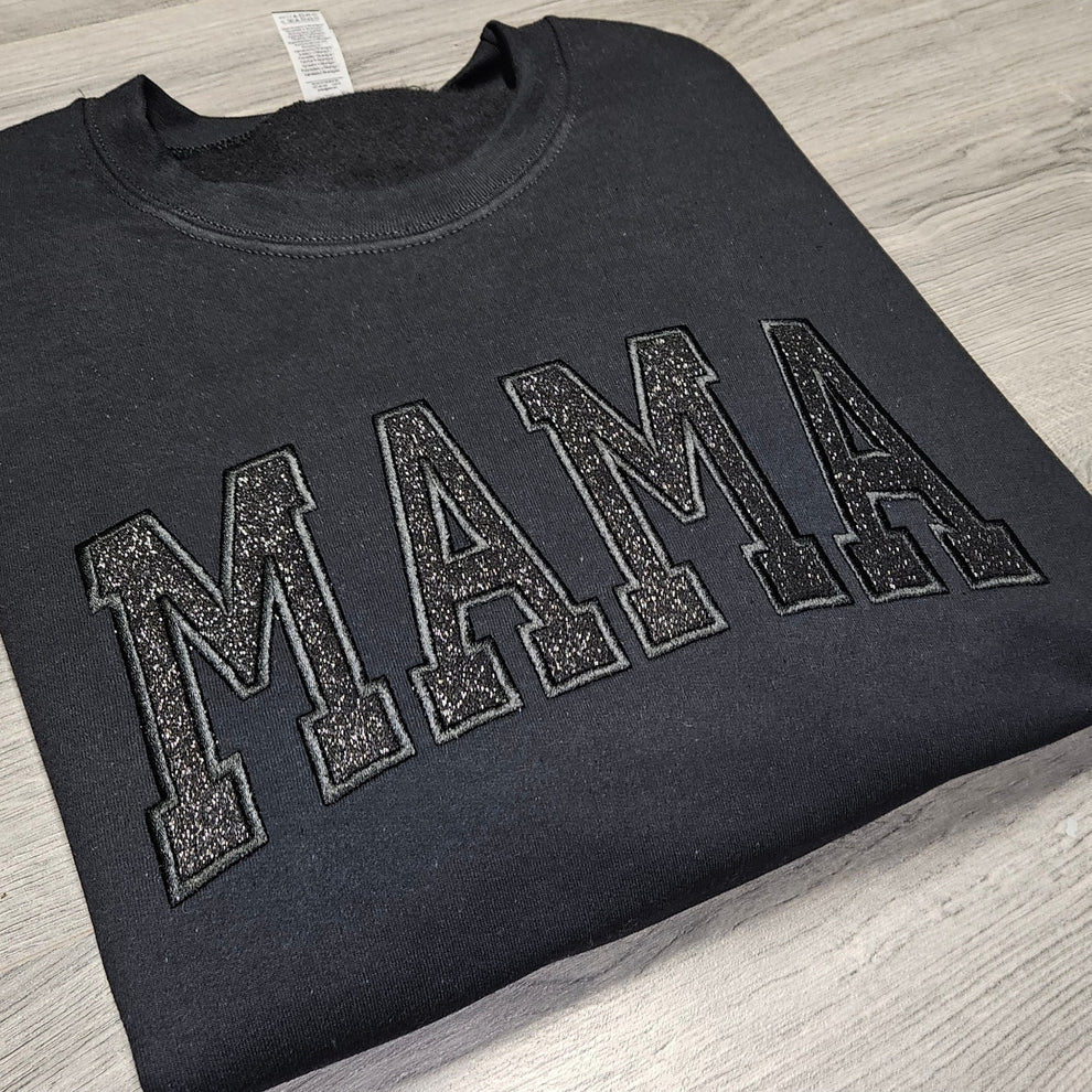 ブラックオンブラックのグリッターMAMAスウェットシャツ