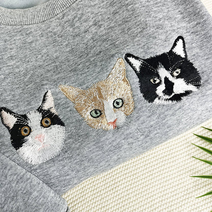 カスタム犬用クルーネック、カスタム猫用スウェットシャツ、ペットフェイスシャツ、犬のお母さんへのギフト、犬の刺繍、犬好きへのギフト、母の日、カラフルな刺繍