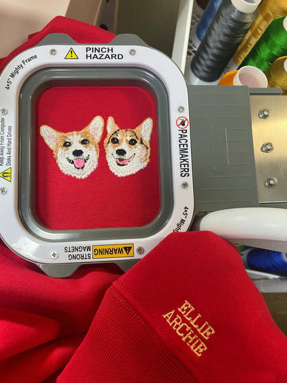 カスタム犬の肖像画刺繍スウェットシャツ、カスタムペットパーカー、ペットの顔が刺繍されたパーソナライズされたペットスウェットシャツ
