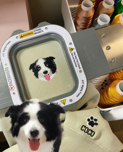 カスタム犬の肖像画刺繍スウェットシャツ、カスタムペットパーカー、ペットの顔が刺繍されたパーソナライズされたペットスウェットシャツ