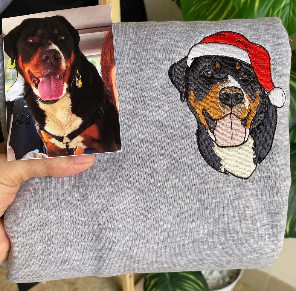 カスタム刺繍ペットスウェットシャツ パーソナライズされたペットの顔のスウェットシャツ、犬用サンタ帽子、犬好きの方へのギフト