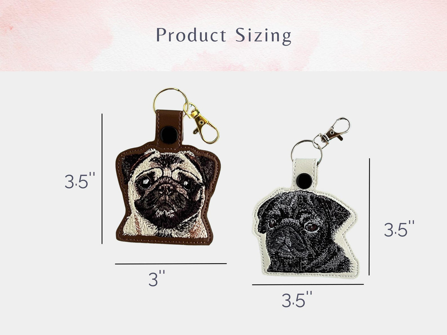 リアルなパグのキーホルダー：刺繍入りのフェイクレザーのキーホルダーまたはバッグチャーム。犬好きの方へのプレゼントに最適！