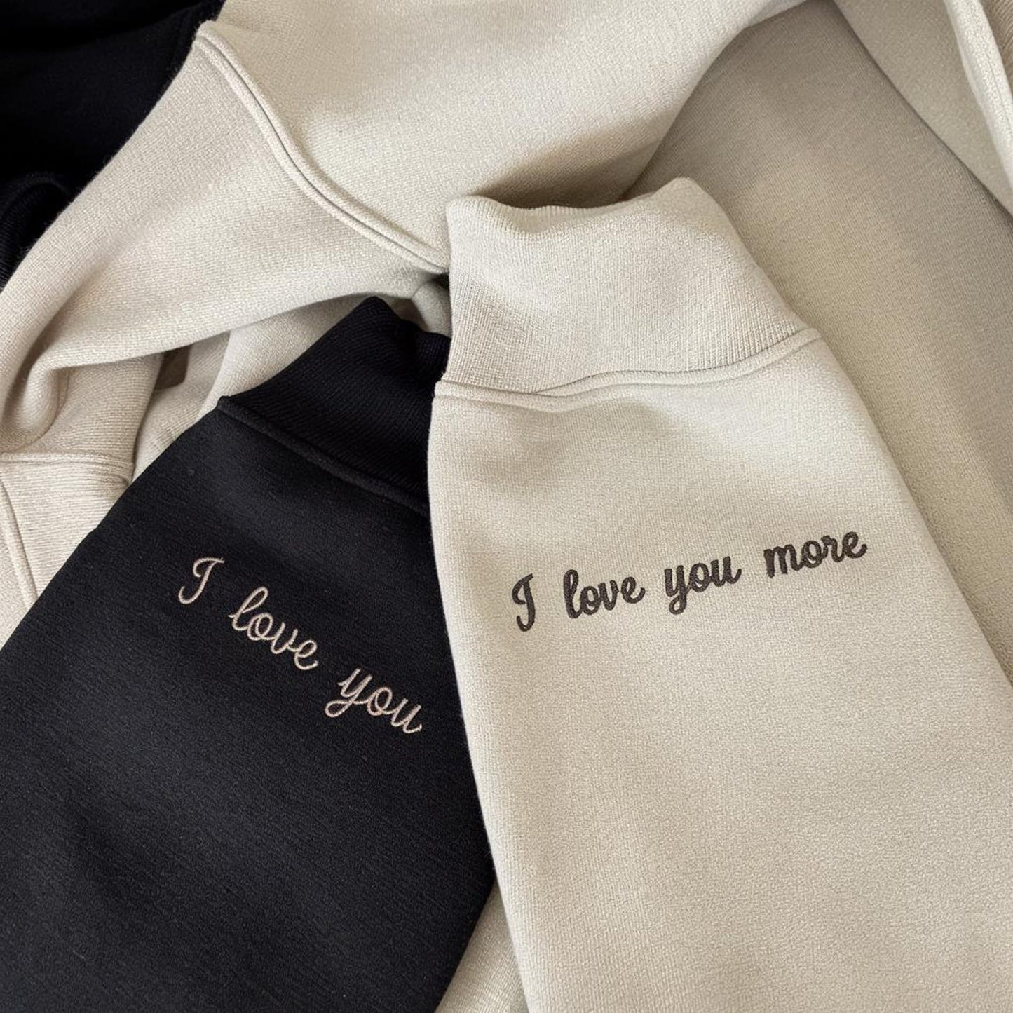 カスタム刺繍パーカーまたはスウェットシャツクルーネック、カップルギフト記念日gf/bf lgbtq誕生日結婚祝いお揃いパーカー、彼女へのギフト